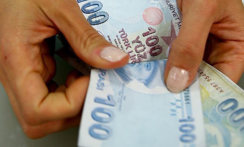 Kamu işçilerinin taban ücreti 4 bin 100 lira oldu
