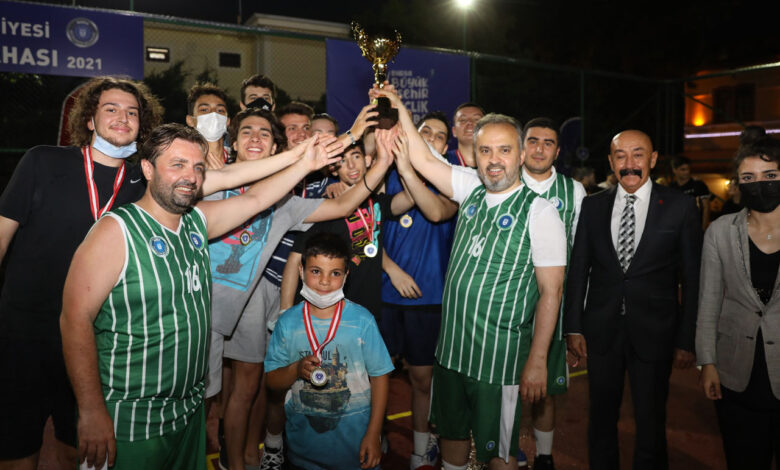 Başkan Aktaş, ‘İhtiyar Delikanlılar’la kapıştı
