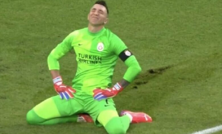 Muslera’dan PSV açıklaması