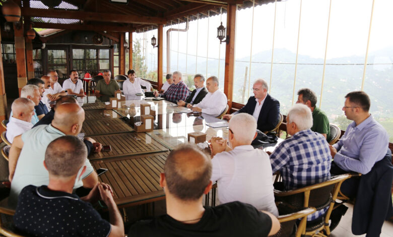 Rize’de muhtarlarla istişareler sürüyor