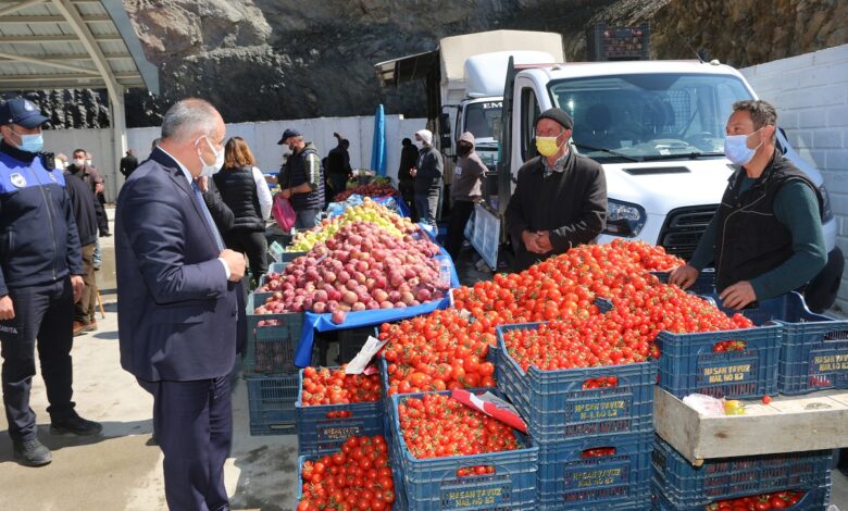 Kayseri Yahyalı Belediyesi’nden pazarcı esnafına müjde