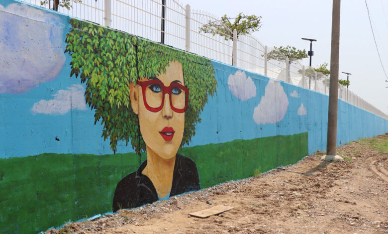 Kocaeli İzmit’te yaşam bahçesinin duvarları renkleniyor