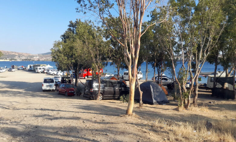 İzmir’de Foçalılar bedava tatilcilerde yaka silkiyor