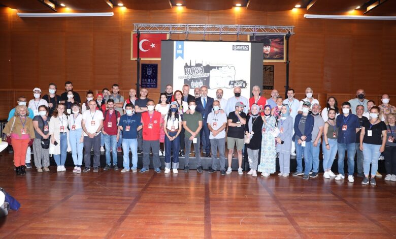 Alinur Aktaş fotoğraf tutkunlarıyla buluştu