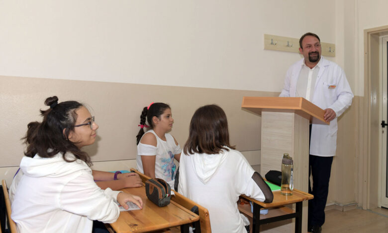 İzmir’de Çiğli Belediyesi’nden üniversite adaylarına tercih danışmanlığı