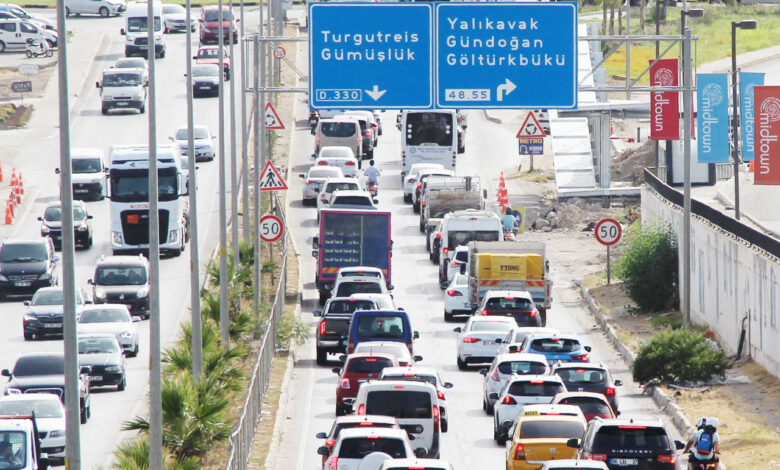 Muğla’da yol üstü araç park yerleri