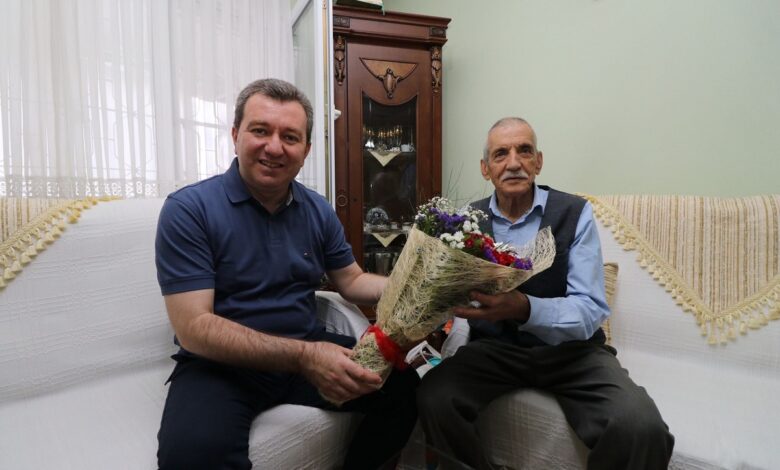 Babalar Günü’nde en anlamlı ziyaret