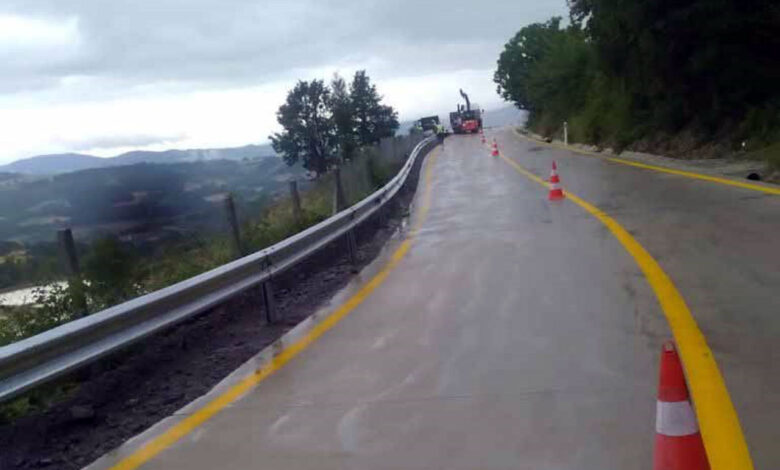 Kocaeli Karamürsel’de kırsal yollar artık daha güvenli
