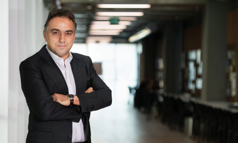 Prof. Dr. Onur Başer: “Aşı karşıtları pozitif yaklaşımla ikna edilebilir”