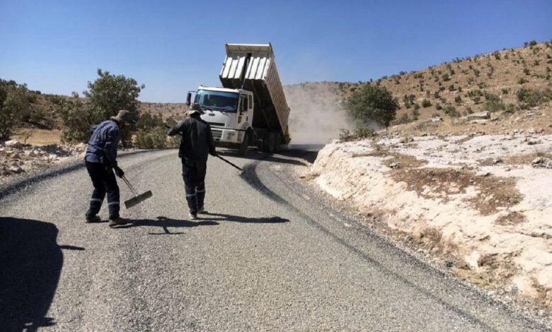 Mardin’in dört bir yanı yol çalışmaları