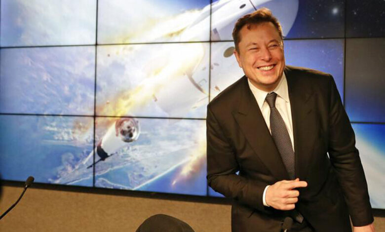 Elon Musk, uzayda ‘reklam’ işine girecek