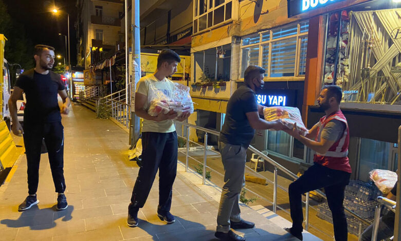 İzmit Belediyesi’nin yardım aracı Kastamonu’ya ulaştı